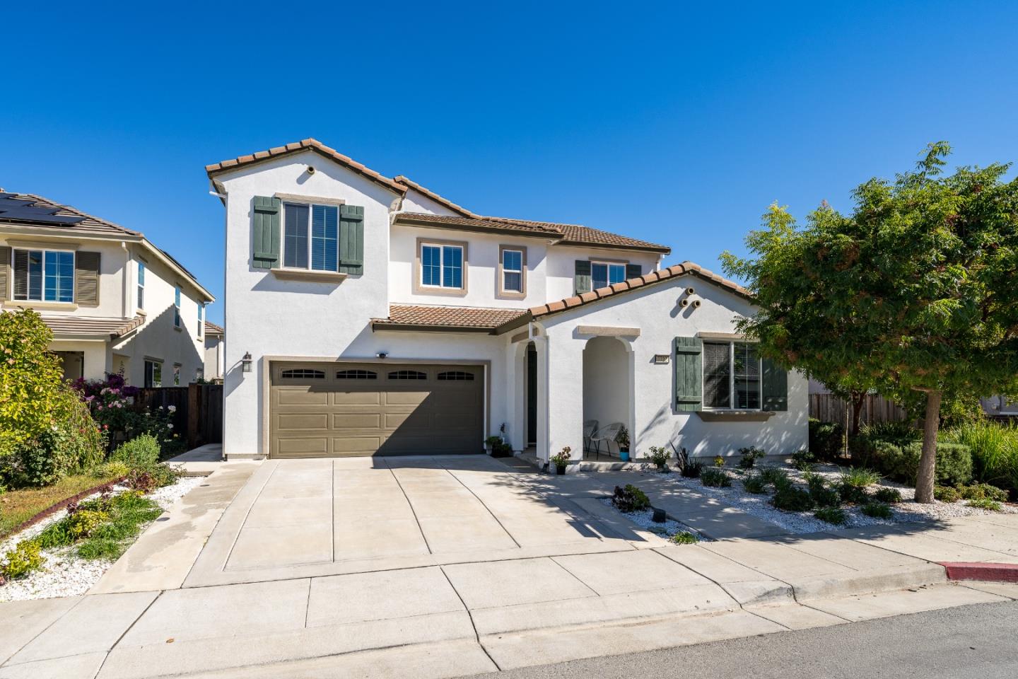 Front Image Thumbnail for ML82021464