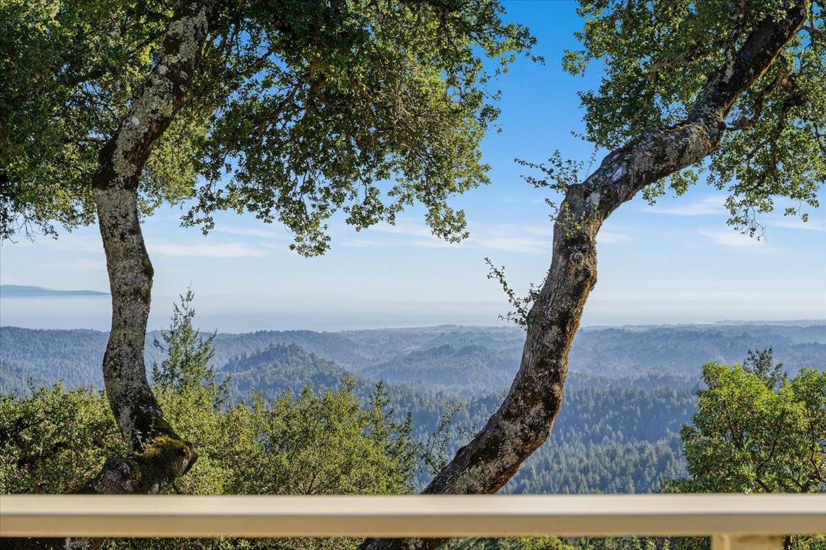 Front Image Thumbnail for ML82021467