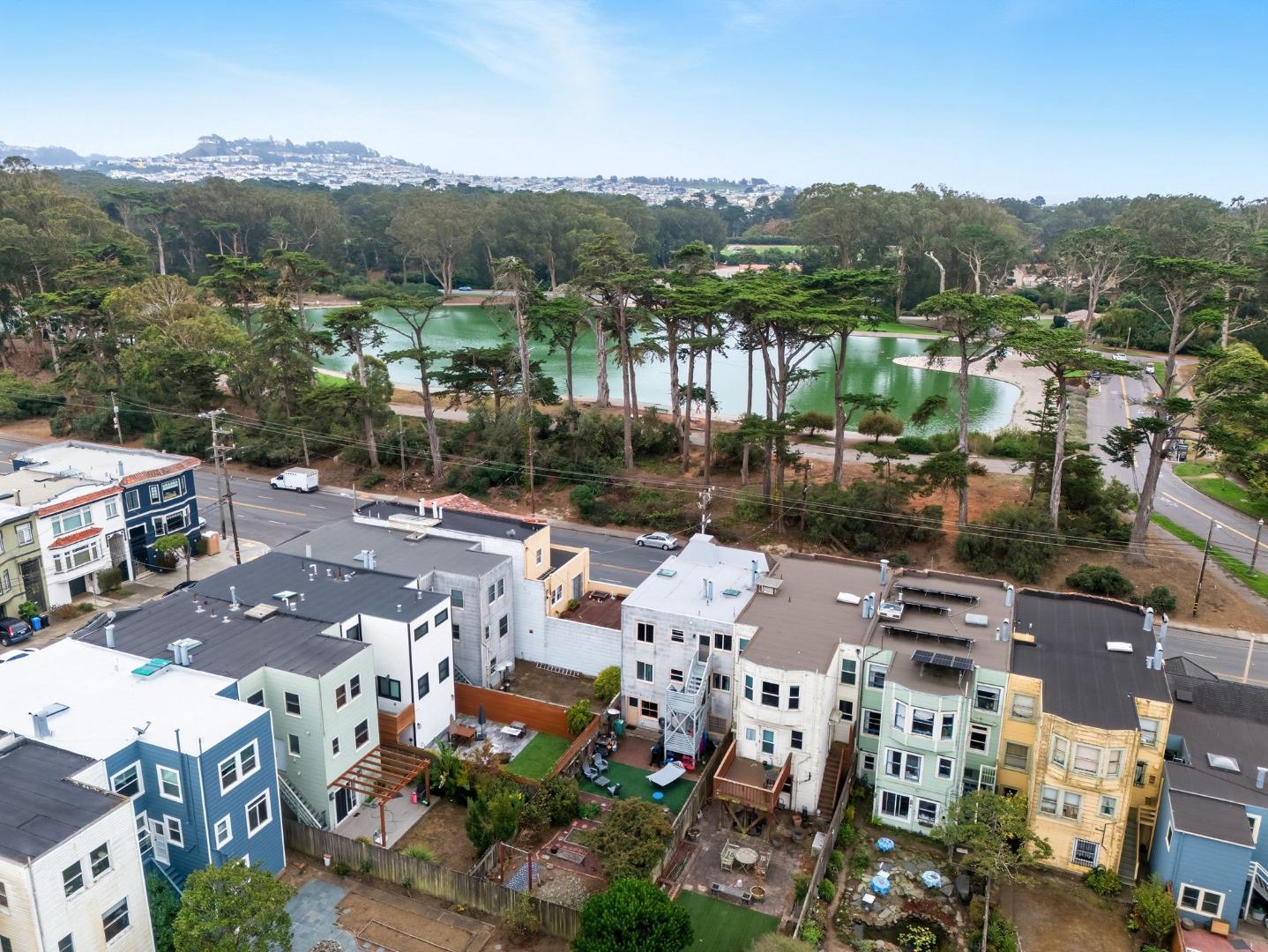 Front Image Thumbnail for ML82021468