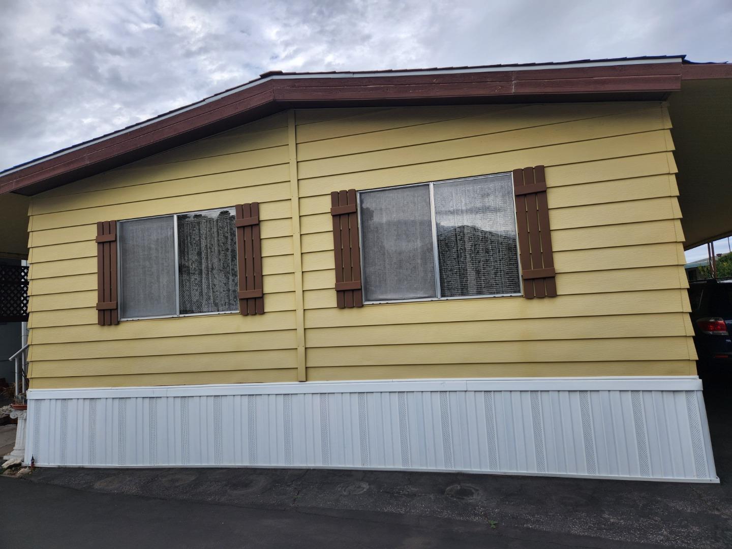 Front Image Thumbnail for ML82021521