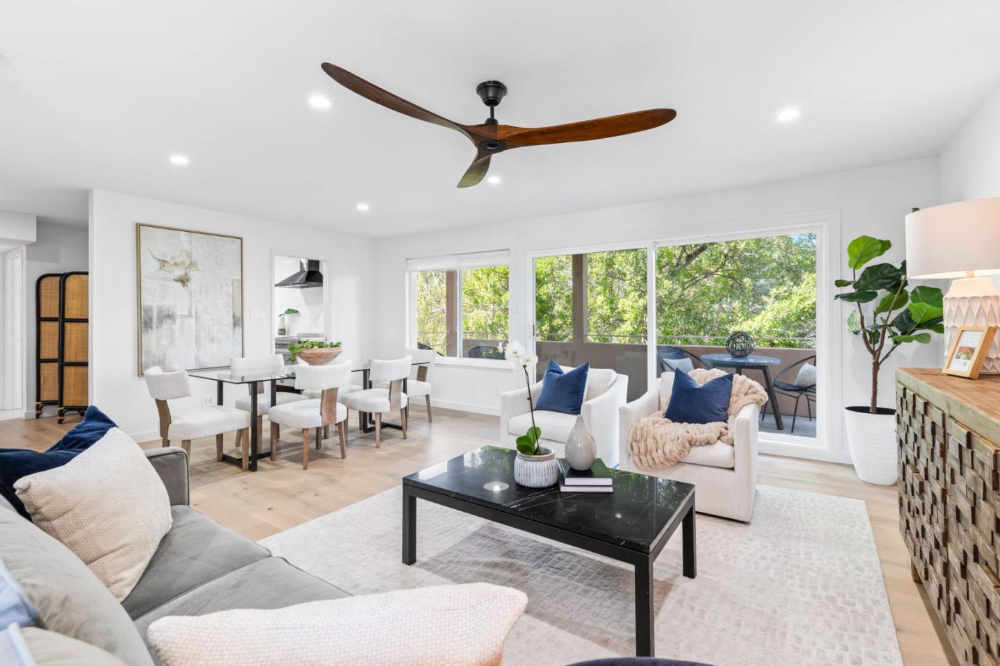 Front Image Thumbnail for ML82021703