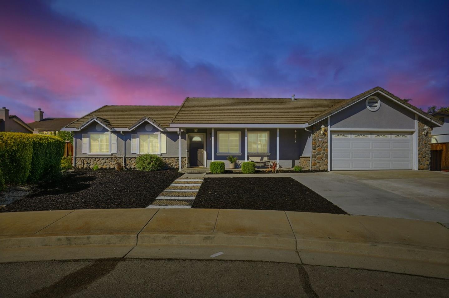 Front Image Thumbnail for ML82021812