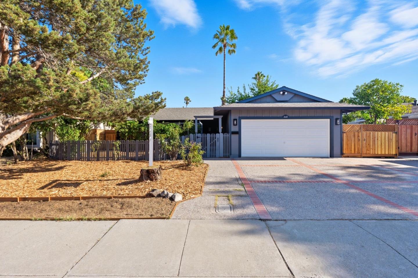 Front Image Thumbnail for ML82021829