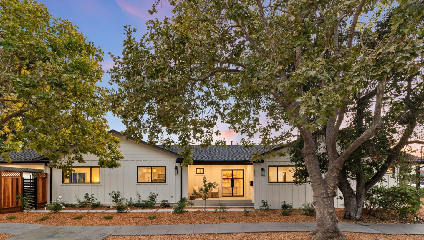 Front Image Thumbnail for ML82021894