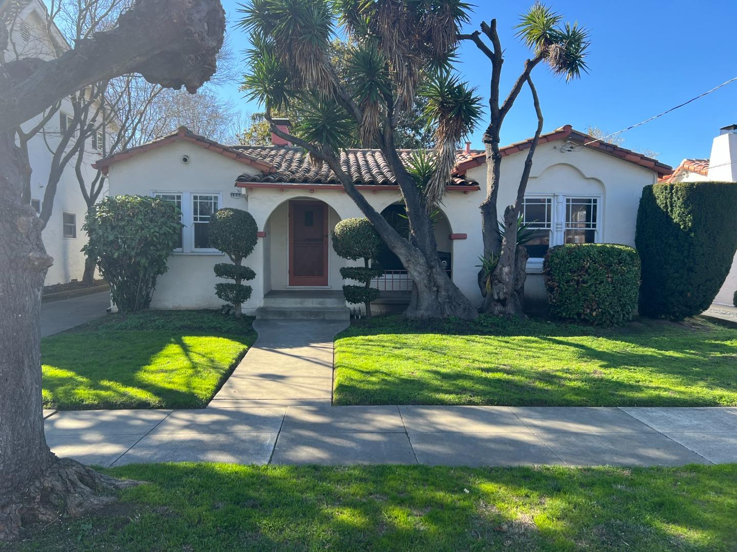 Front Image Thumbnail for ML82021904