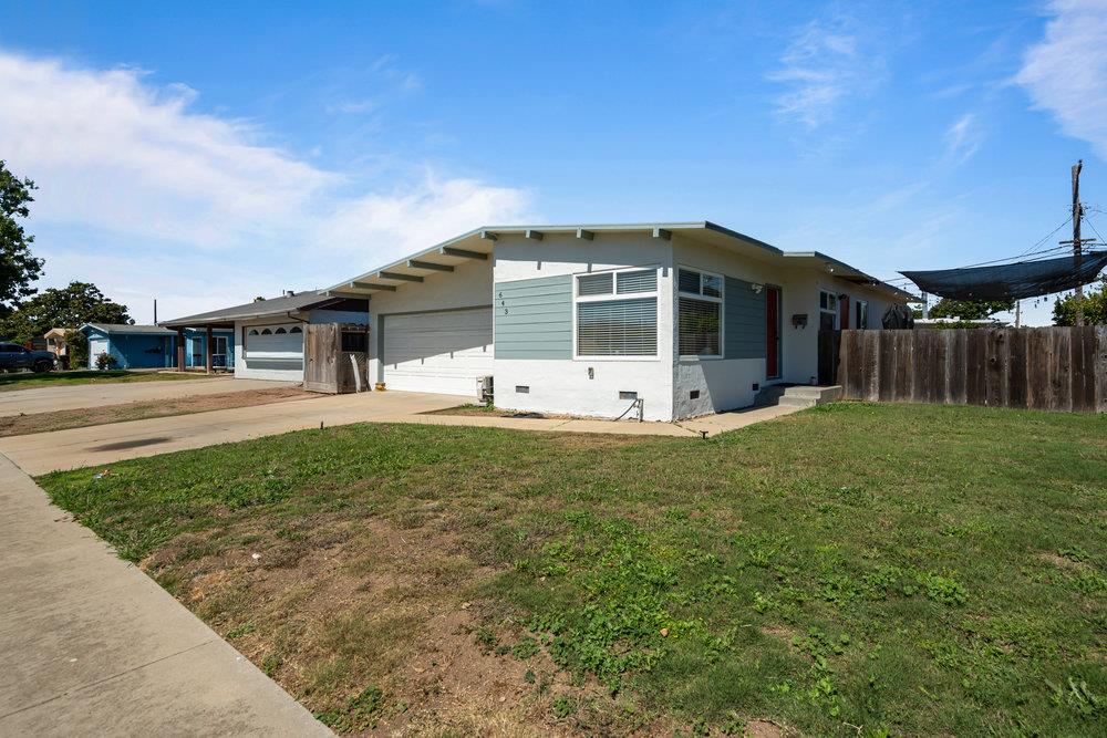 Front Image Thumbnail for ML82021954