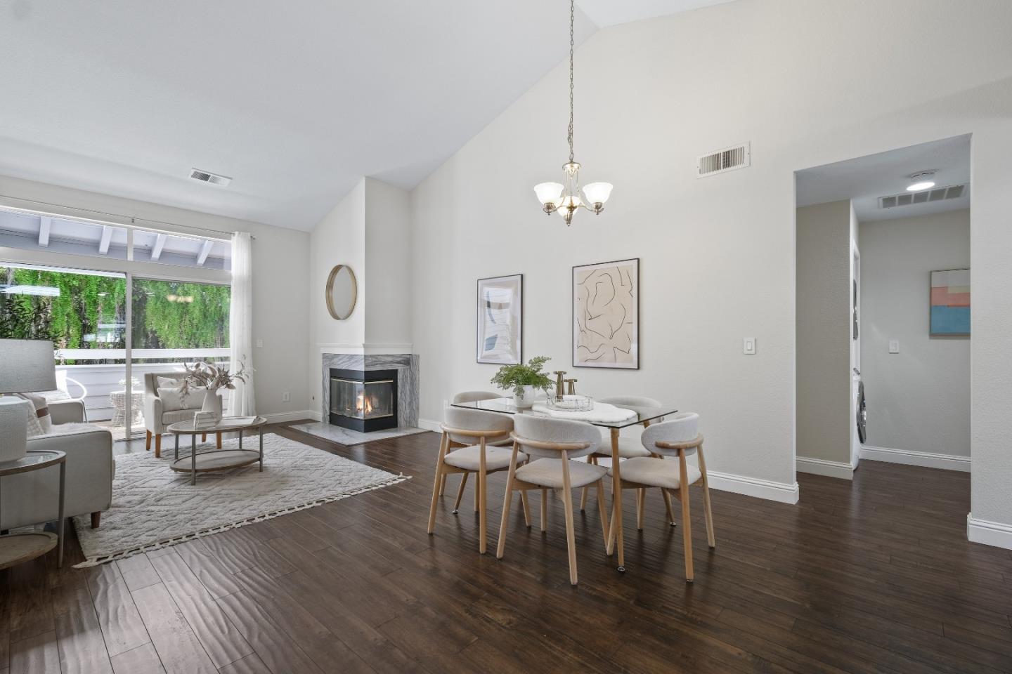 Front Image Thumbnail for ML82021963