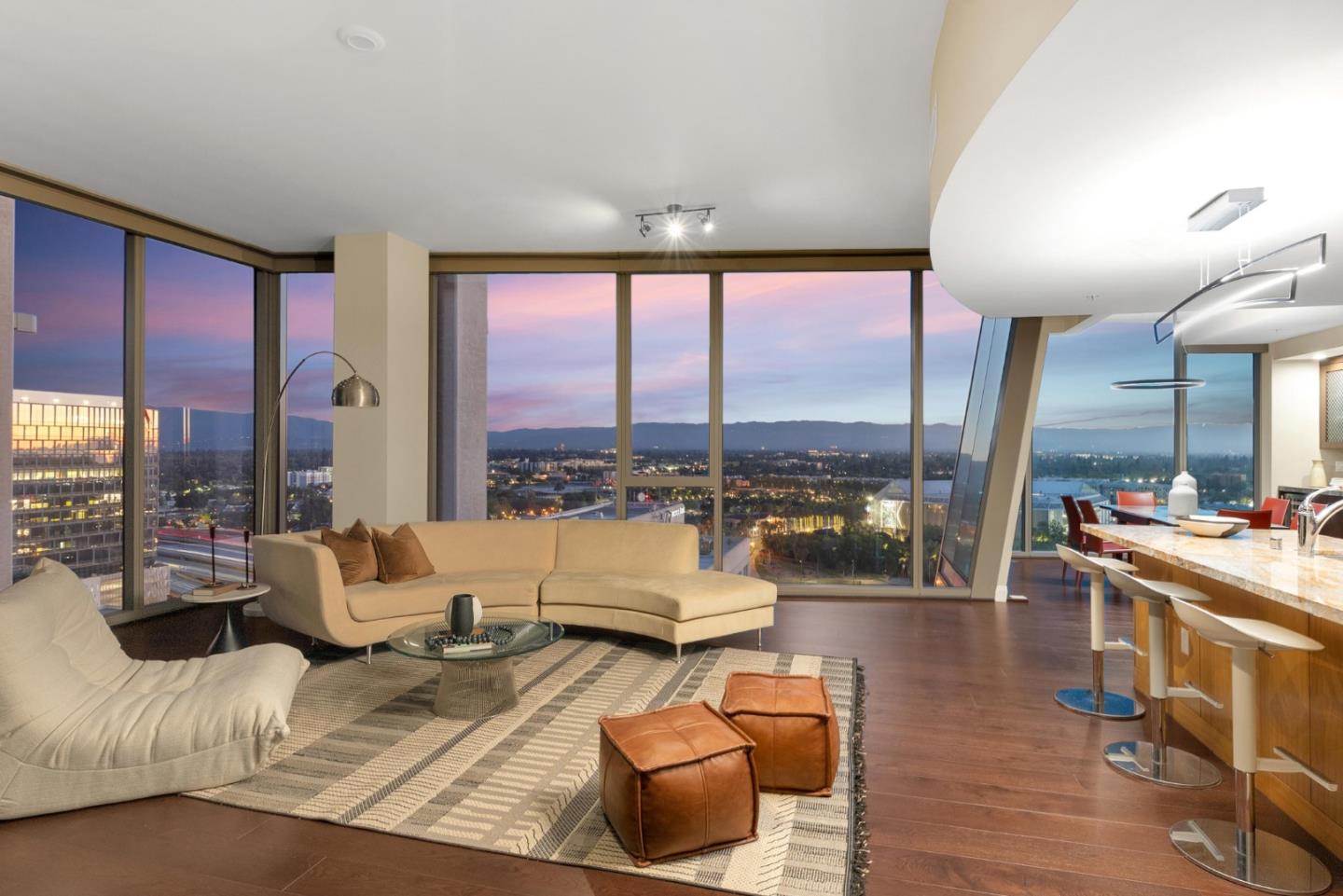 Front Image Thumbnail for ML82022060