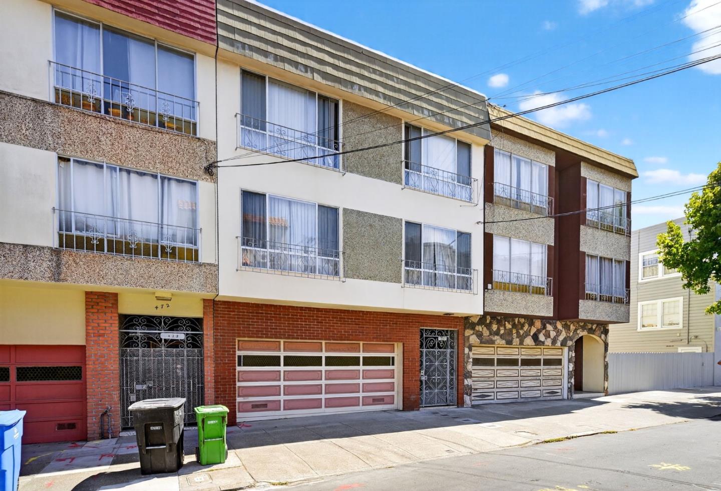 Front Image Thumbnail for ML82022126