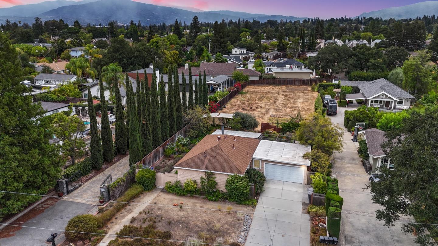 Front Image Thumbnail for ML82022148