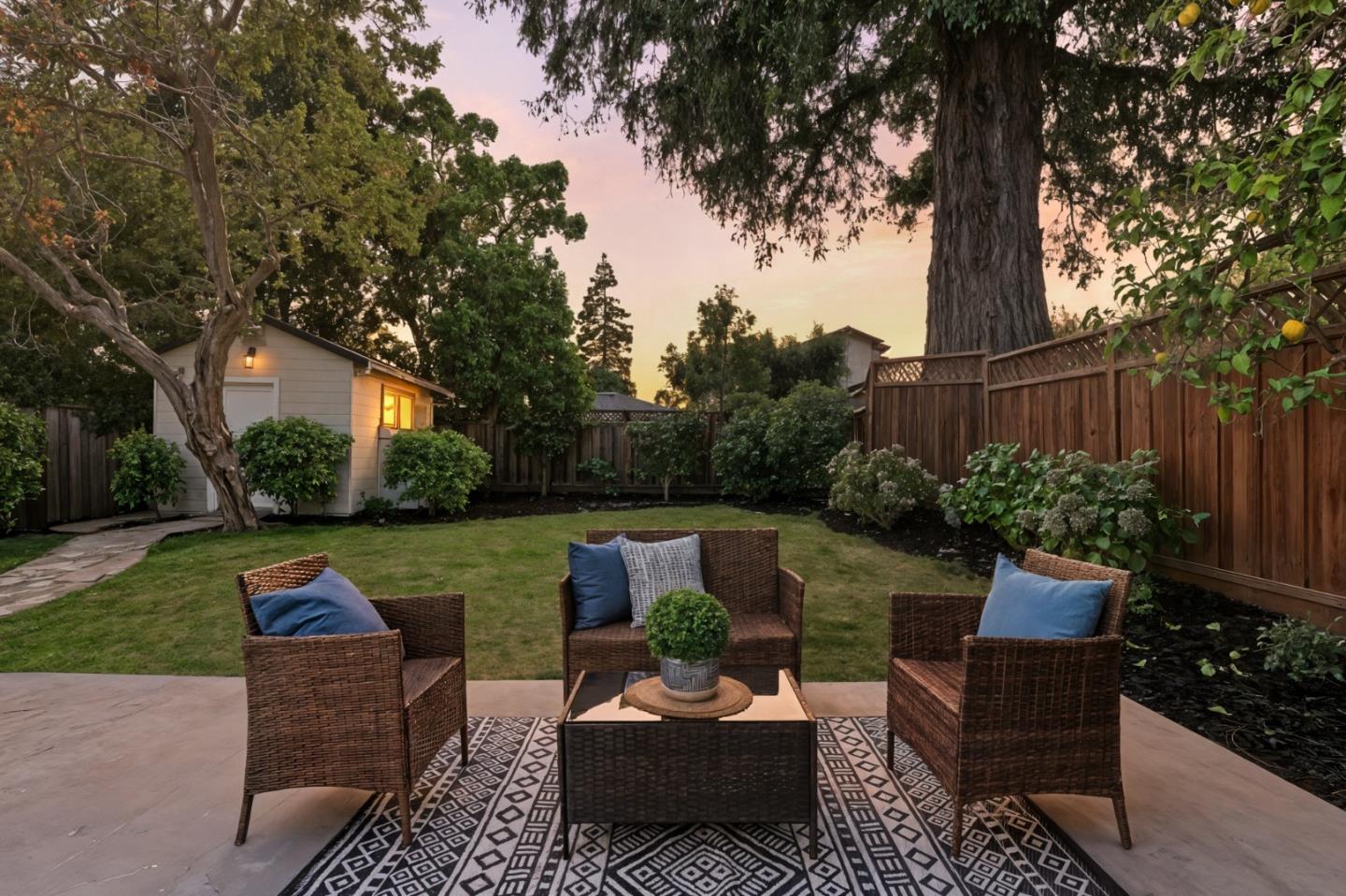 Front Image Thumbnail for ML82022227