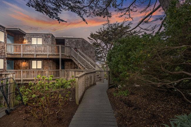 Front Image Thumbnail for ML82022233