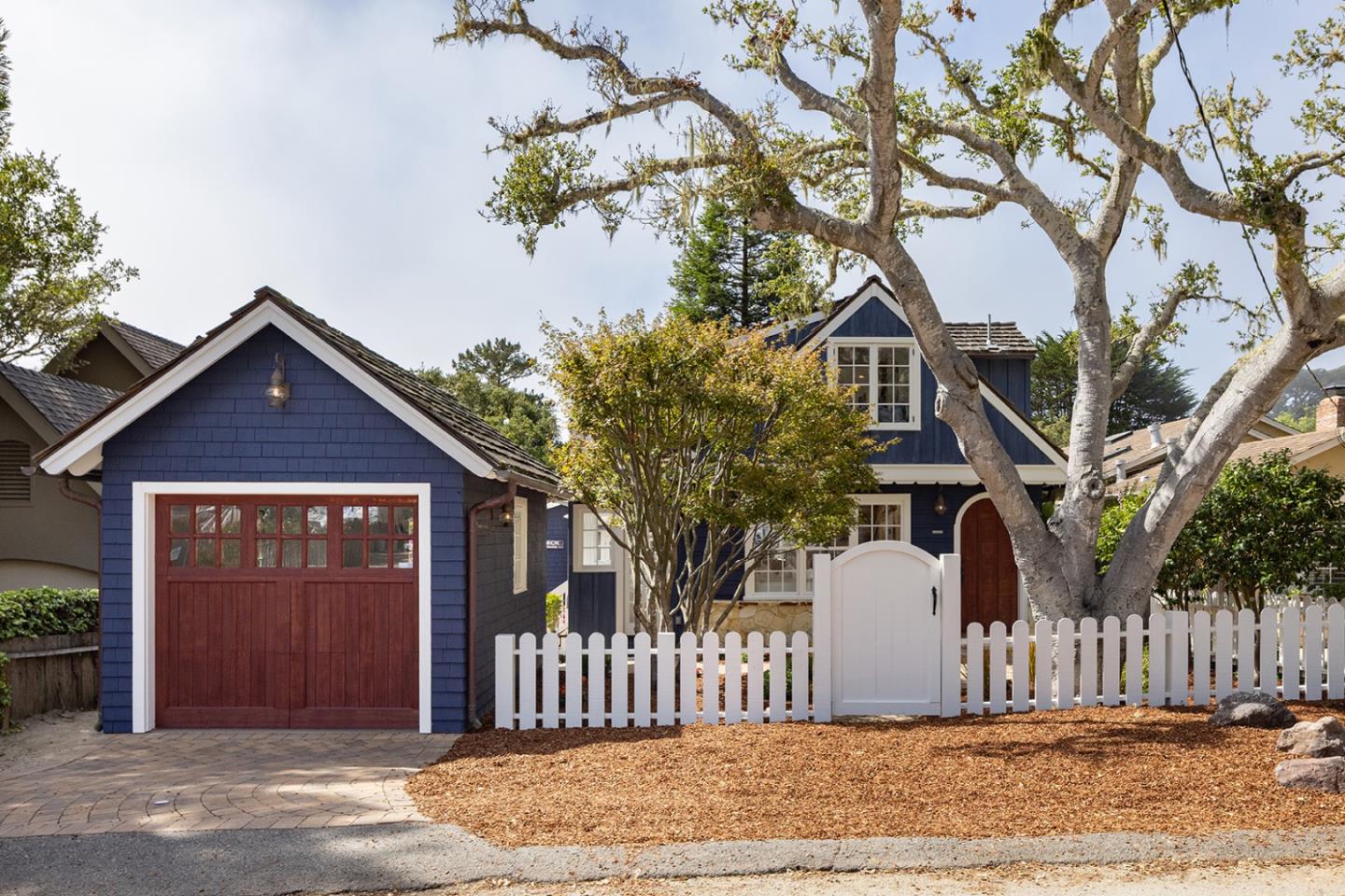 Front Image Thumbnail for ML82022251