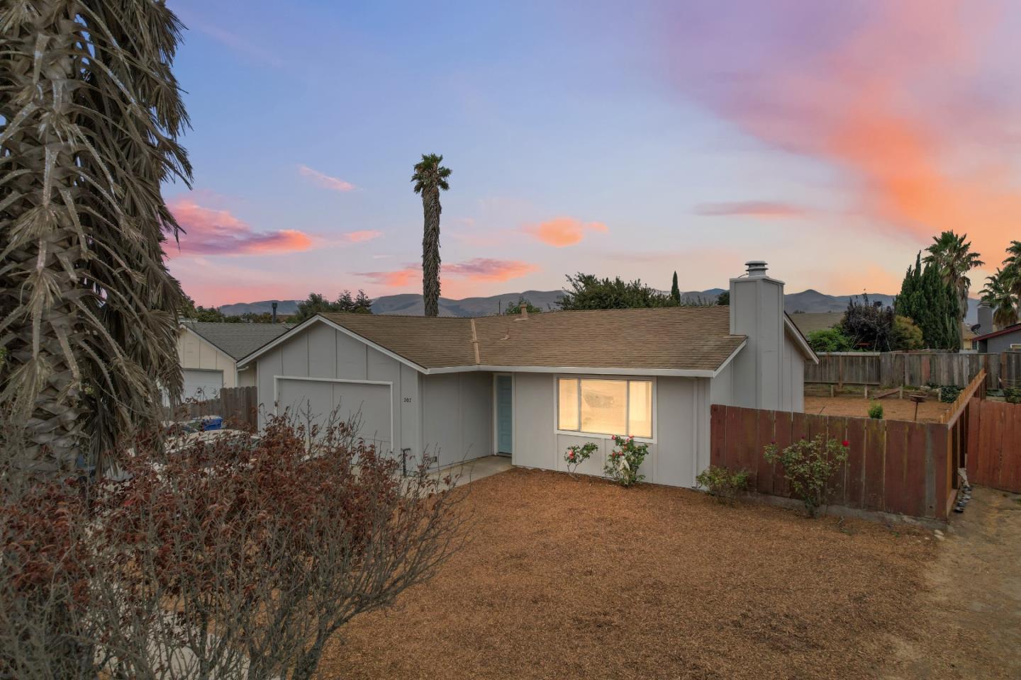 Front Image Thumbnail for ML82022329