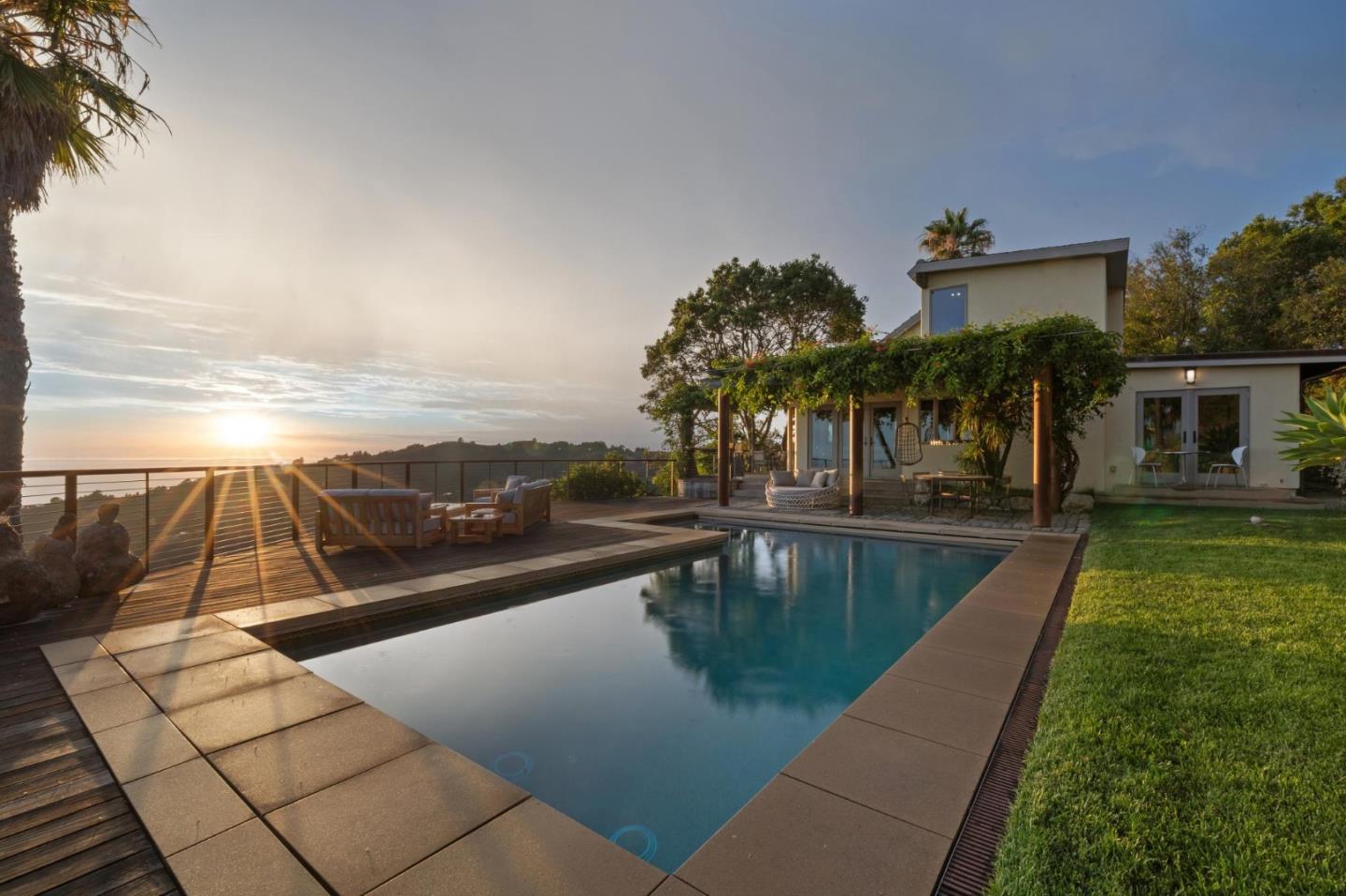 Front Image Thumbnail for ML82022342