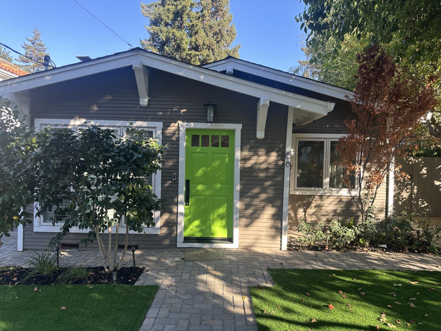 Front Image Thumbnail for ML82022392