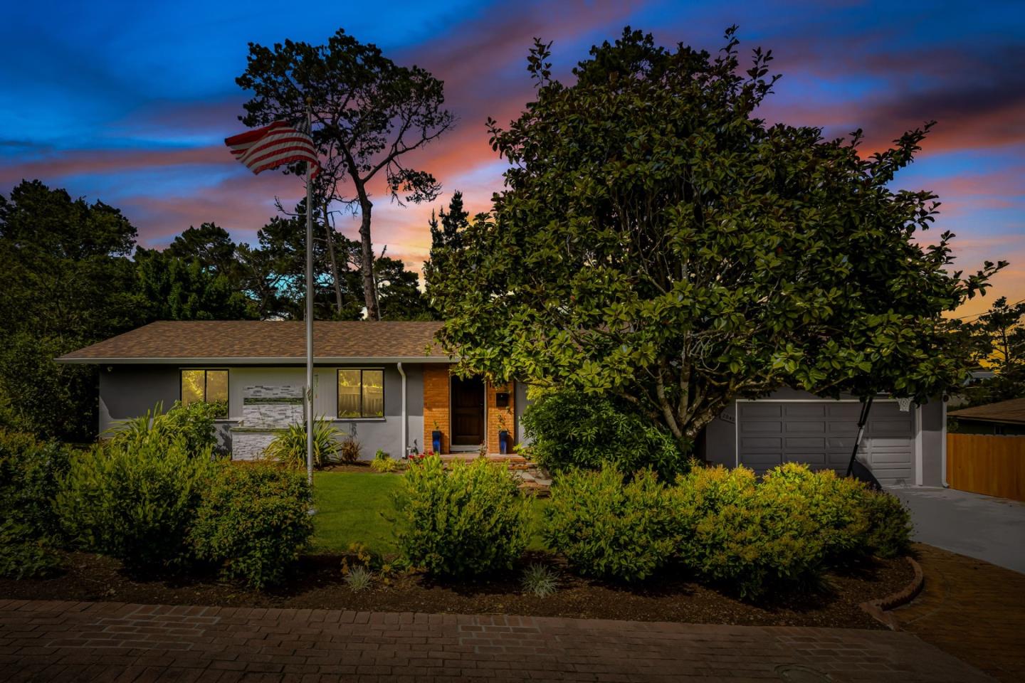 Front Image Thumbnail for ML82022400