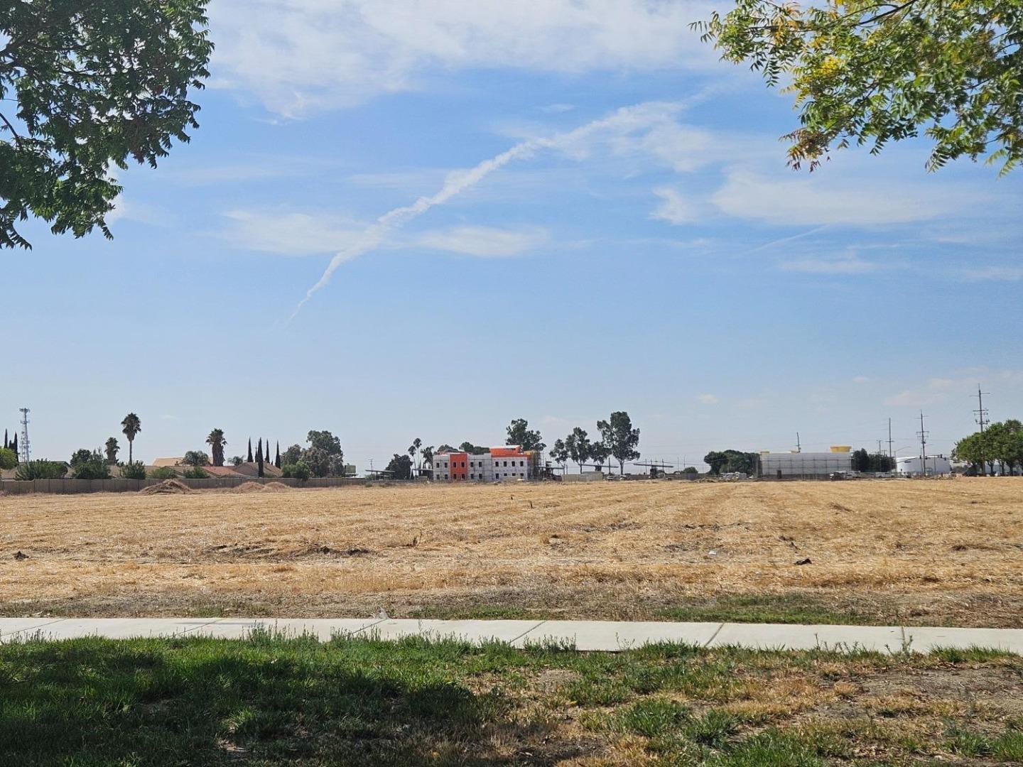 Front Image Thumbnail for ML82022556