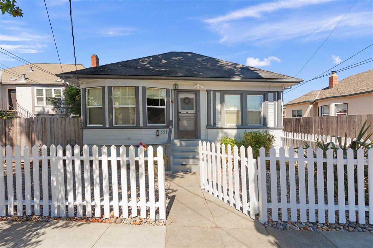 Front Image Thumbnail for ML82022562