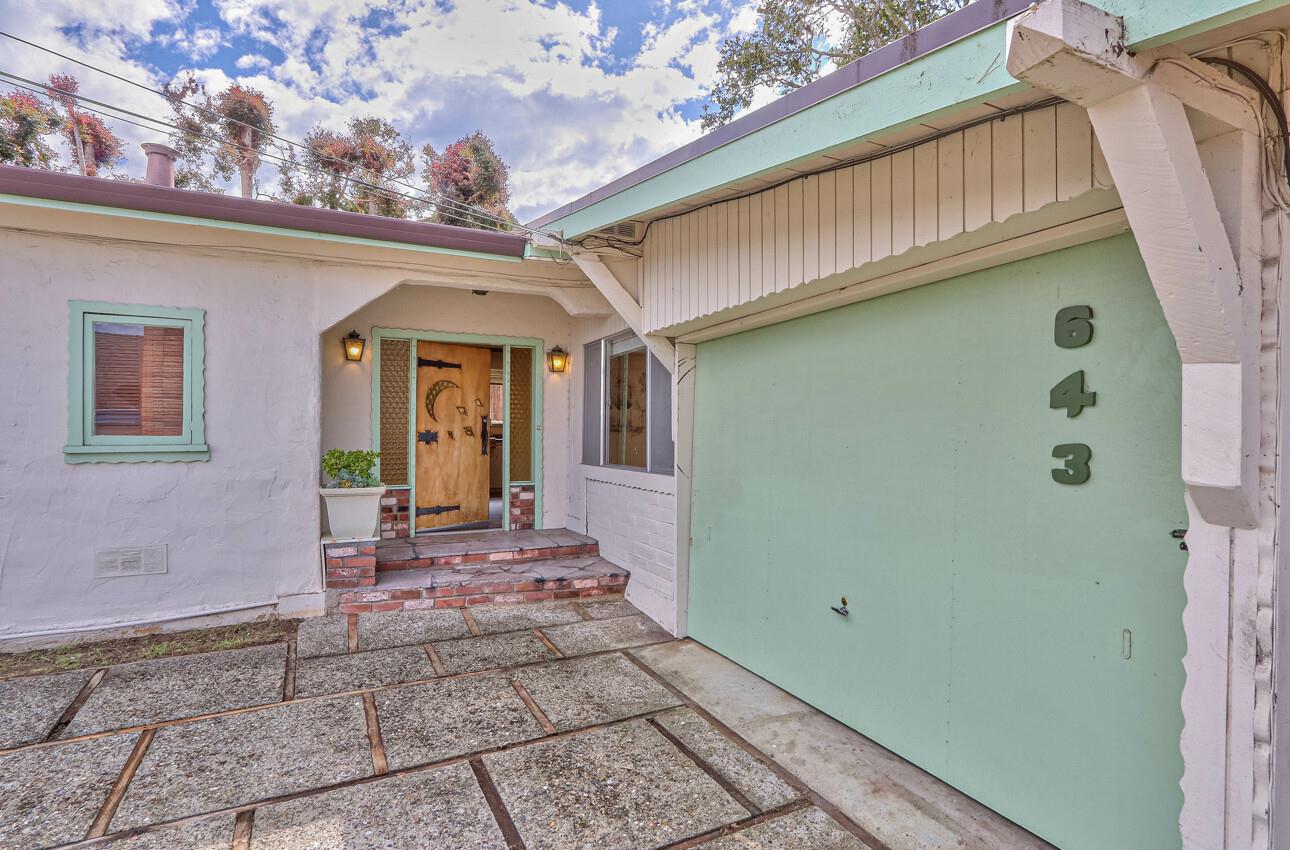 Front Image Thumbnail for ML82022567