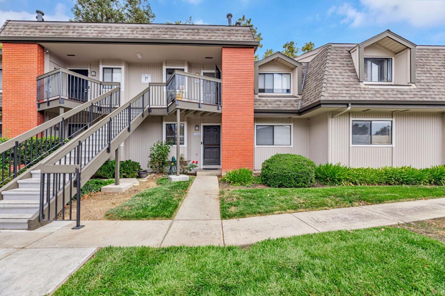 Front Image Thumbnail for ML82022602