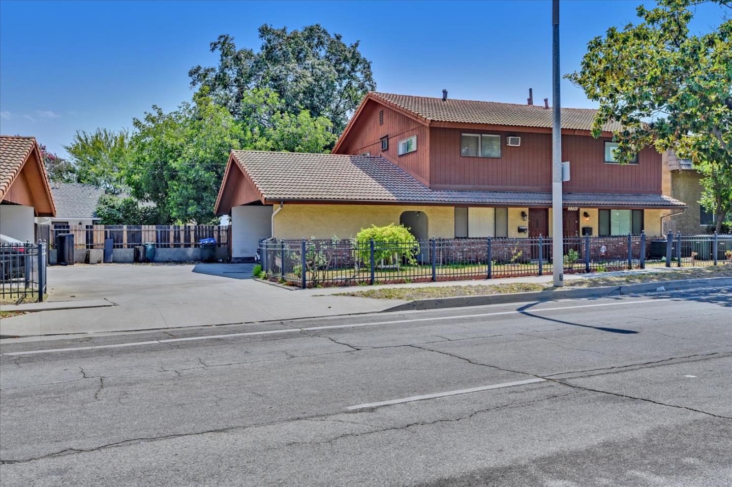 Front Image Thumbnail for ML82022621