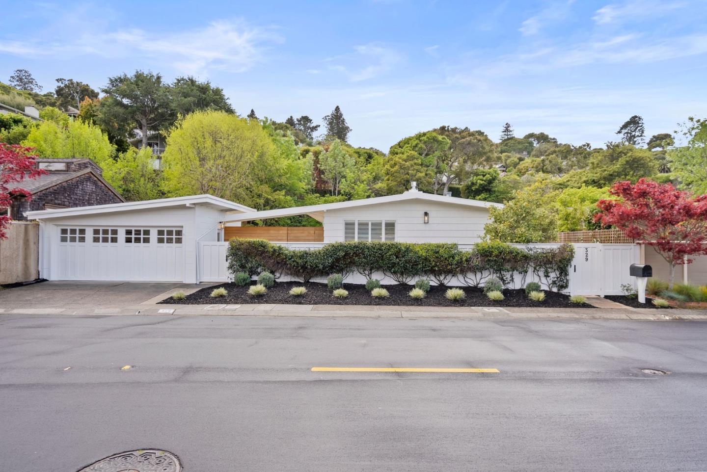 Front Image Thumbnail for ML82022710