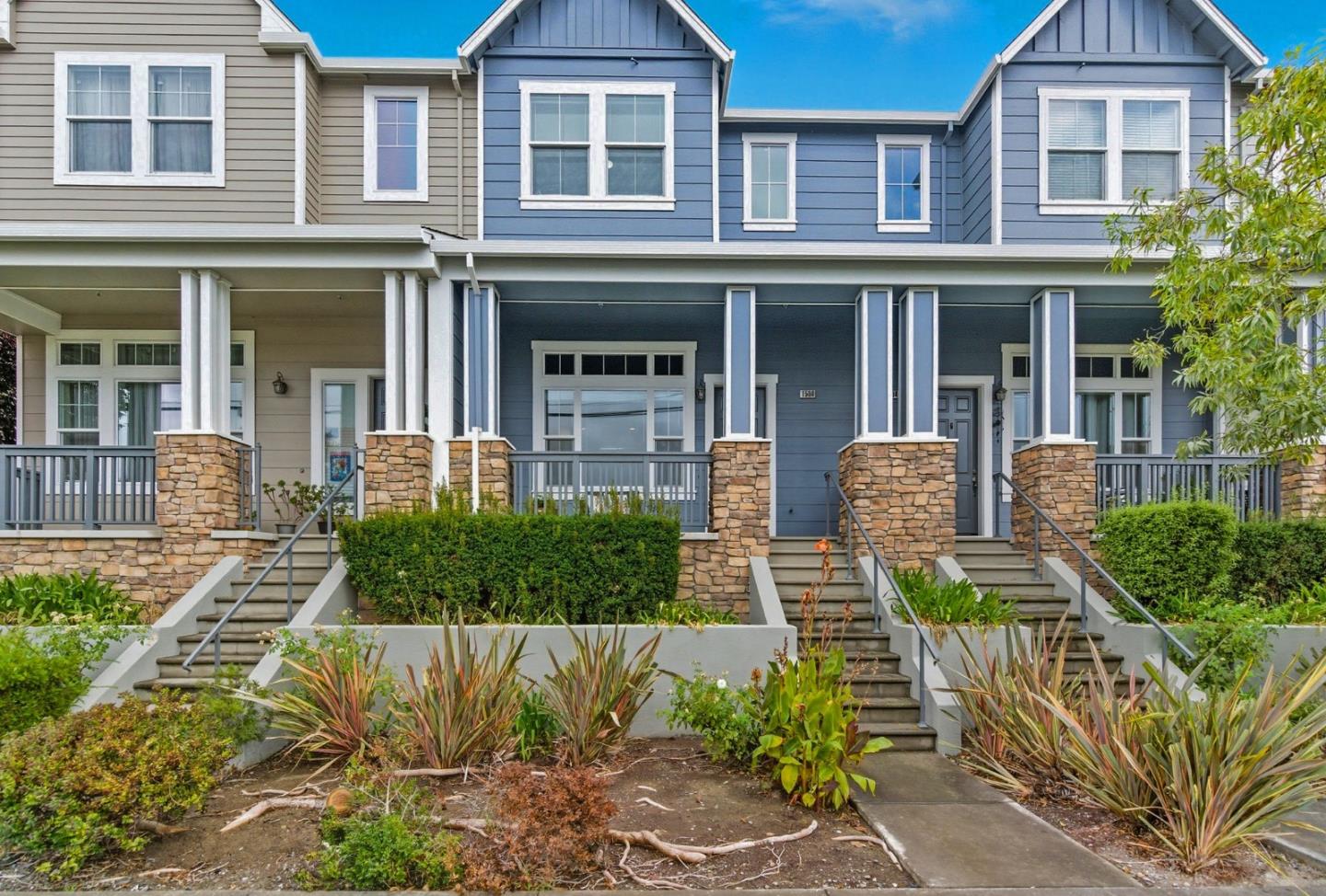 Front Image Thumbnail for ML82022874