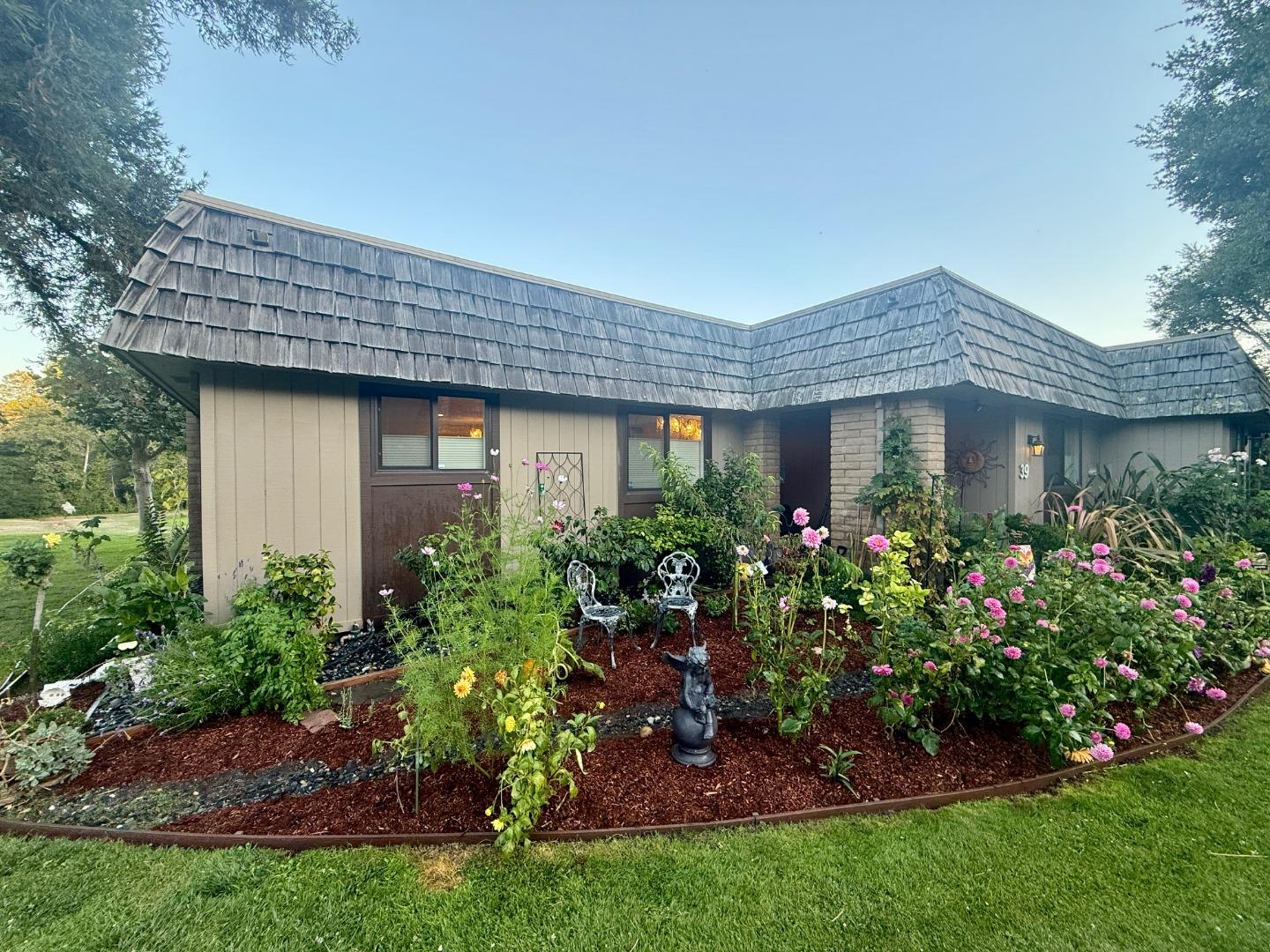 Front Image Thumbnail for ML82022903