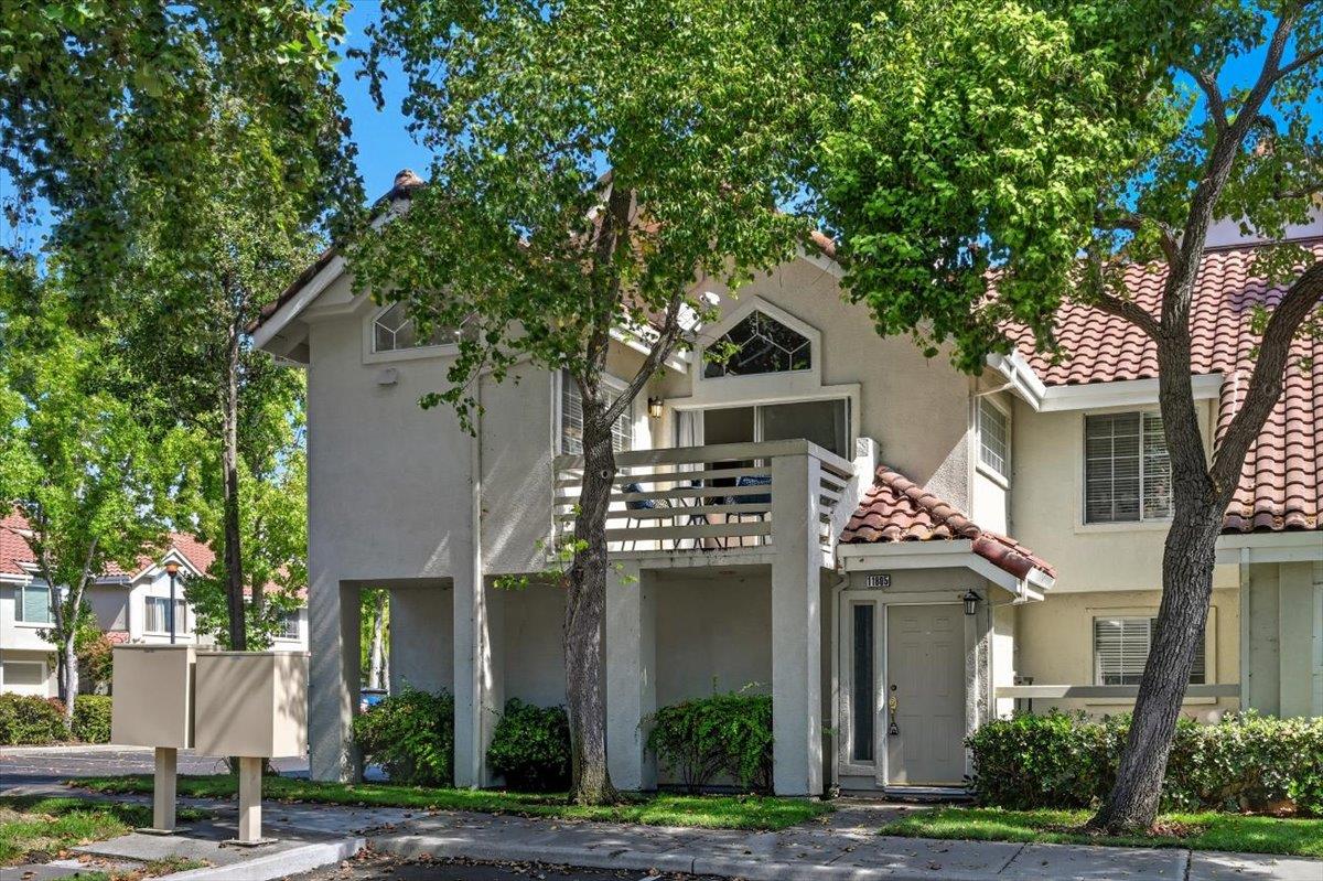 Front Image Thumbnail for ML82022954