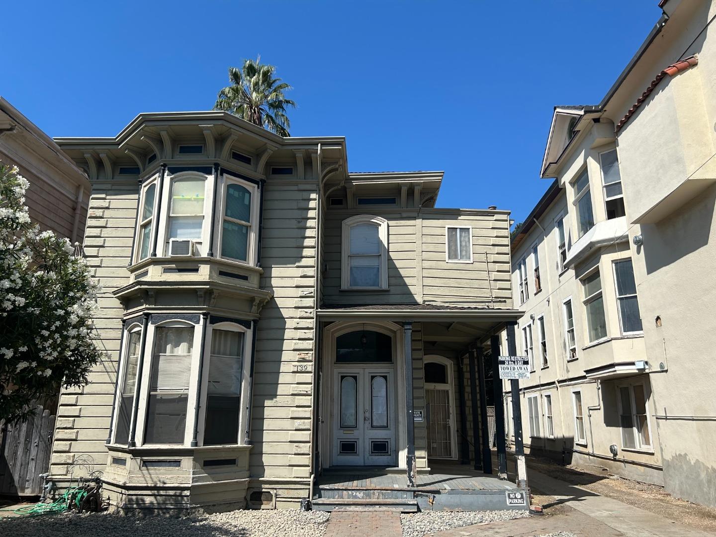 Front Image Thumbnail for ML82023060