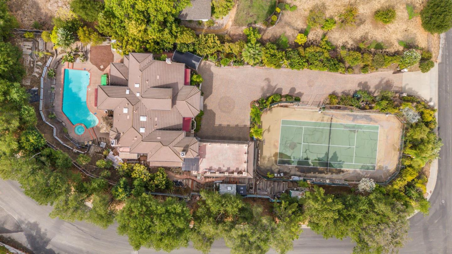 Front Image Thumbnail for ML82023063