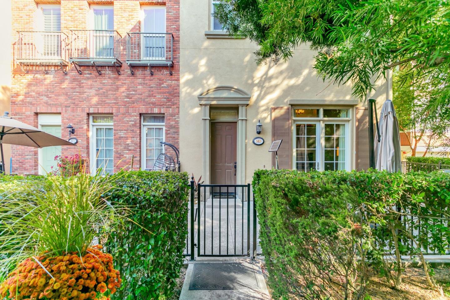 Front Image Thumbnail for ML82023152