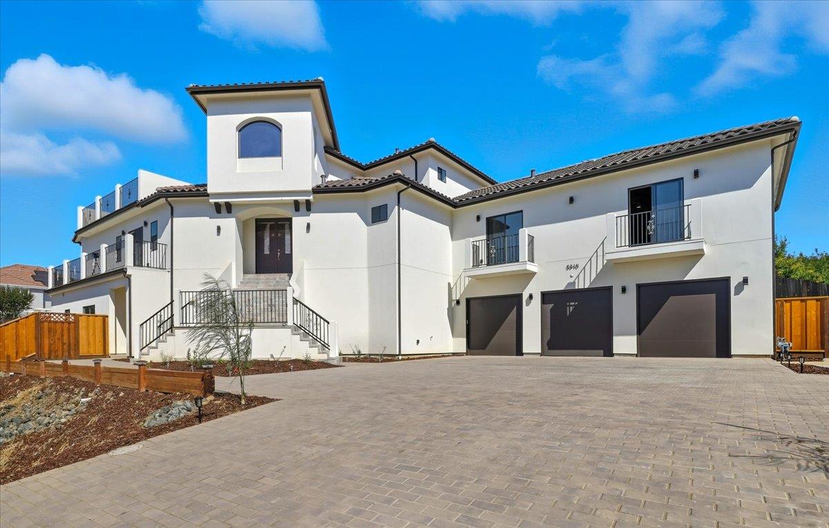 Front Image Thumbnail for ML82023248