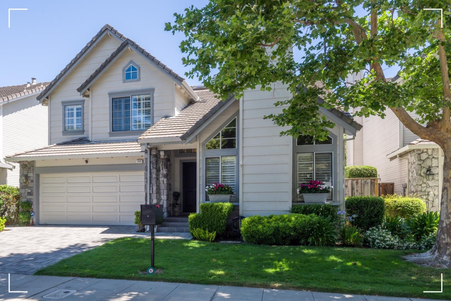 Front Image Thumbnail for ML82023266