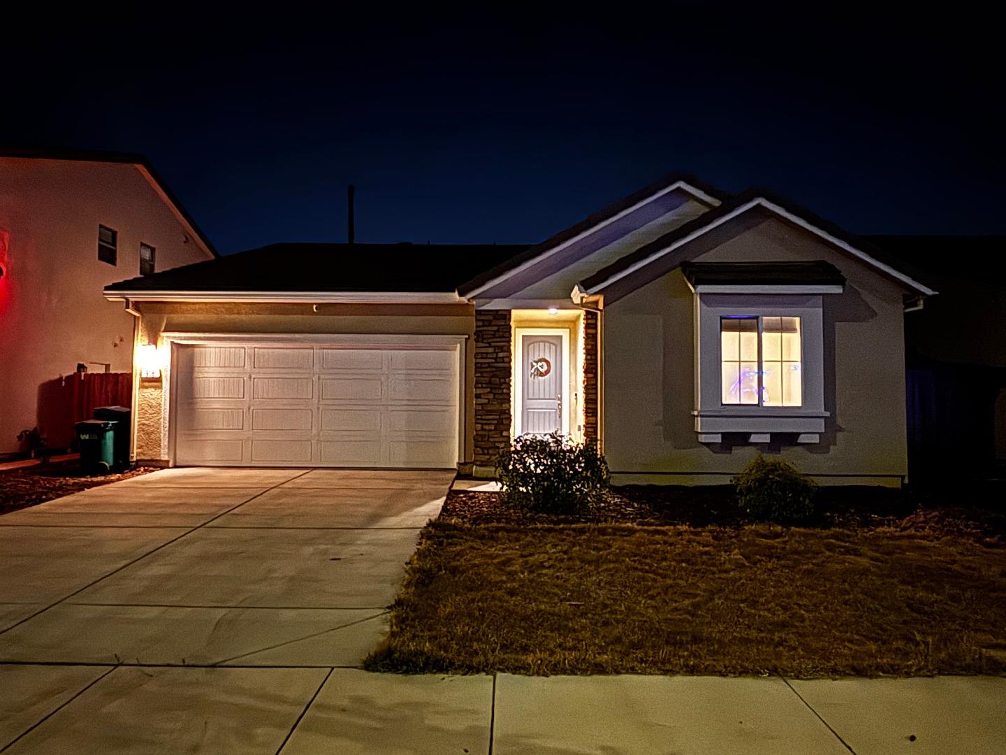 Front Image Thumbnail for ML82023283