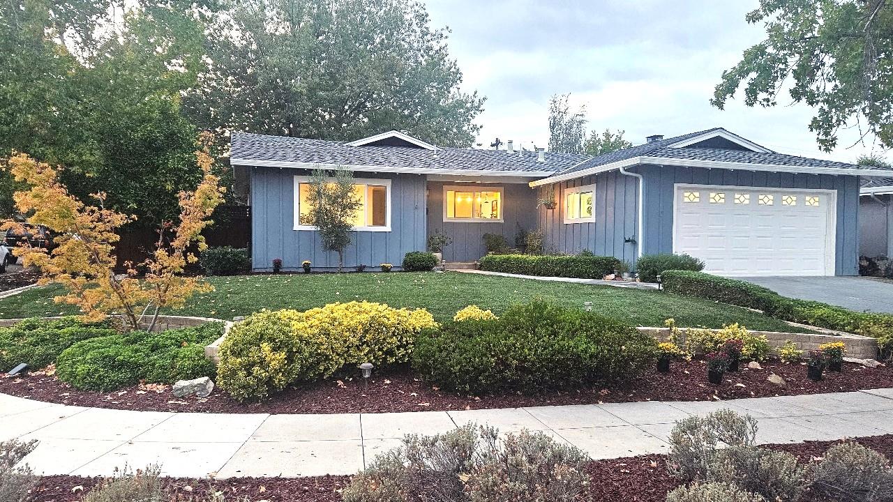 Front Image Thumbnail for ML82023394