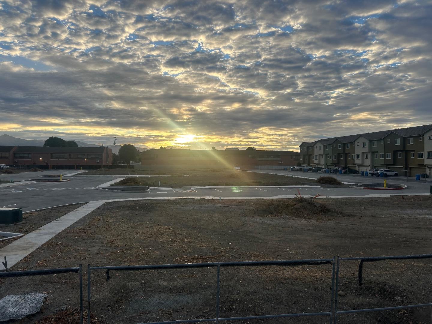 Front Image Thumbnail for ML82023407