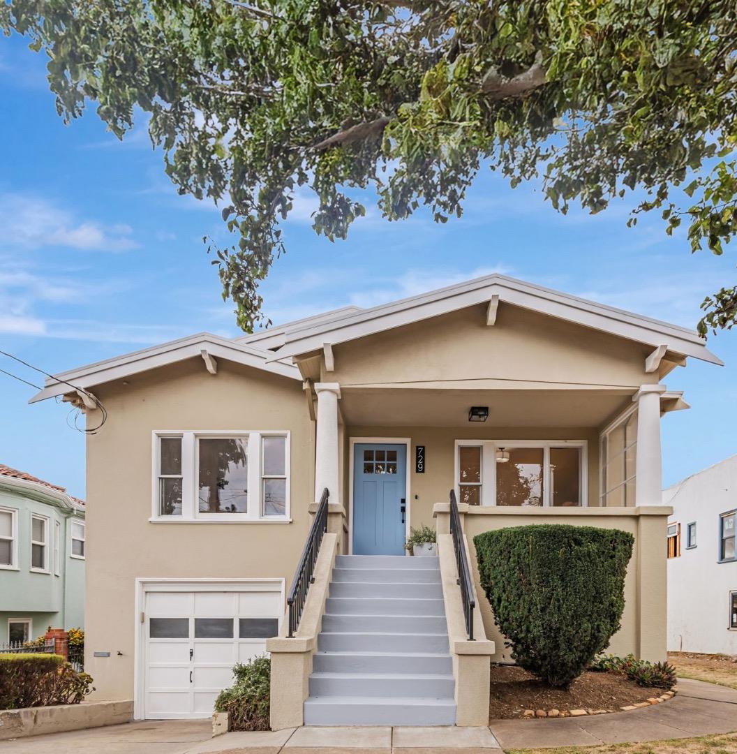 Front Image Thumbnail for ML82023469