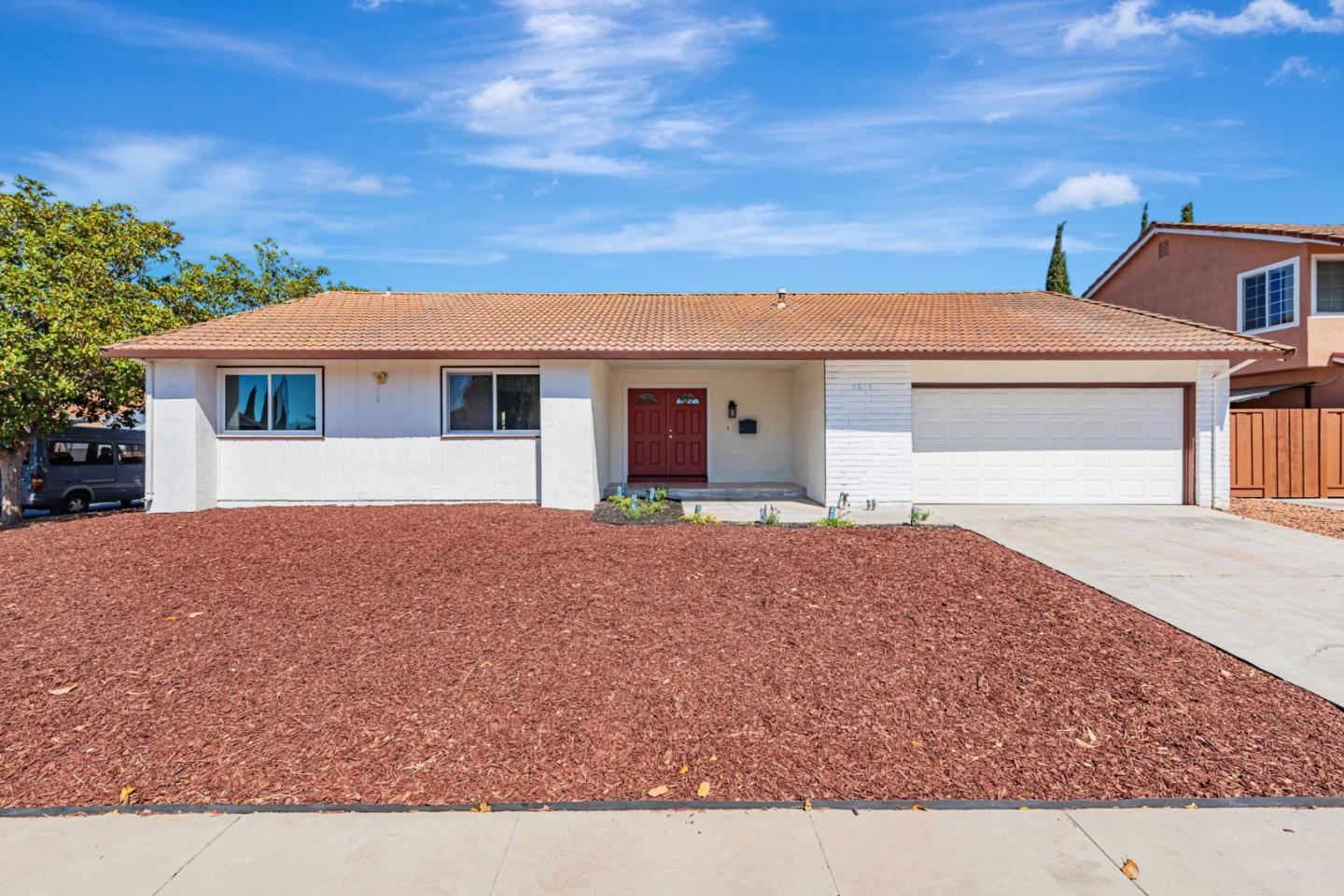 Front Image Thumbnail for ML82023499