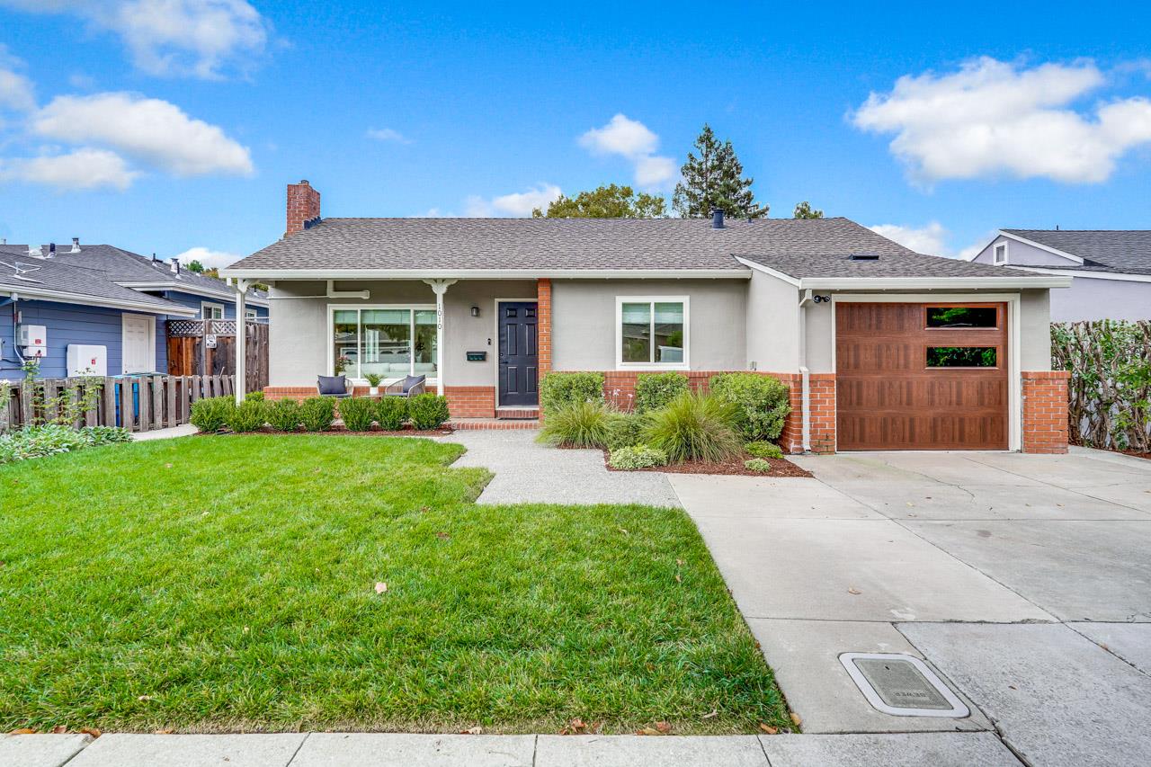 Front Image Thumbnail for ML82023558