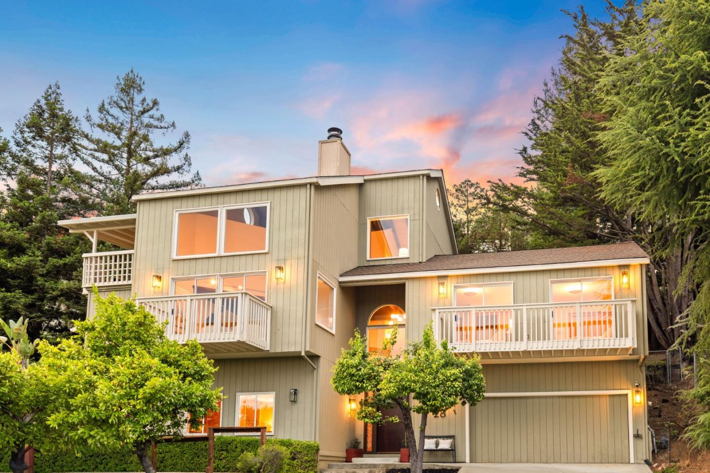 Front Image Thumbnail for ML82023559