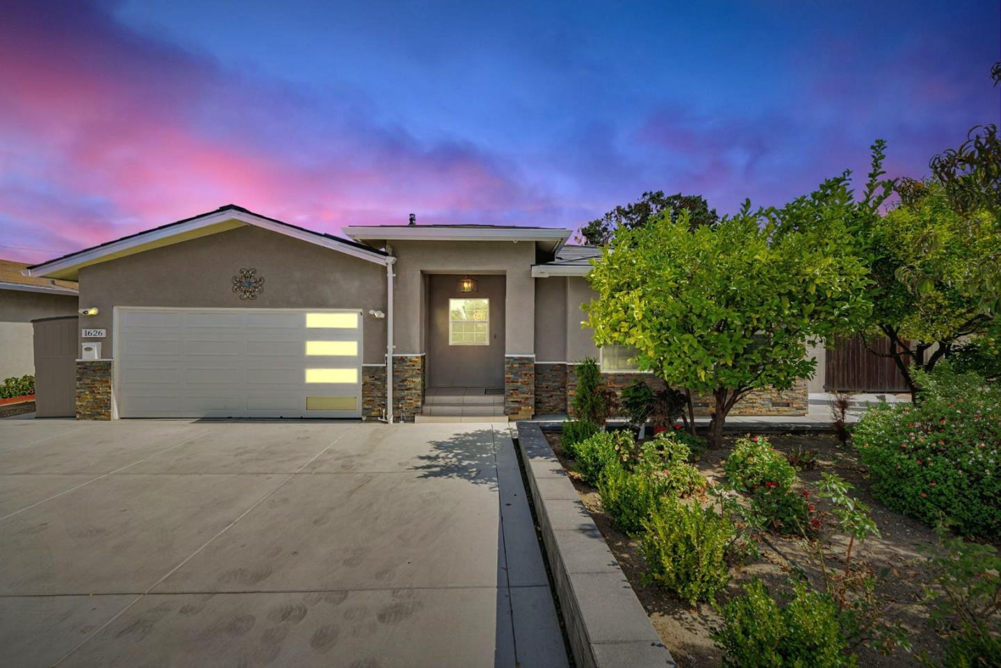 Front Image Thumbnail for ML82023566