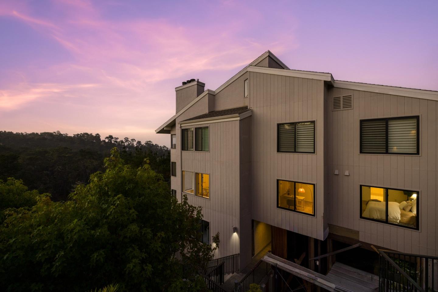 Front Image Thumbnail for ML82023569