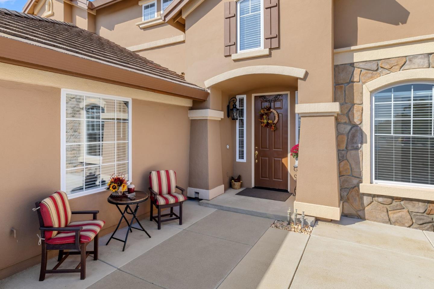 Front Image Thumbnail for ML82023590