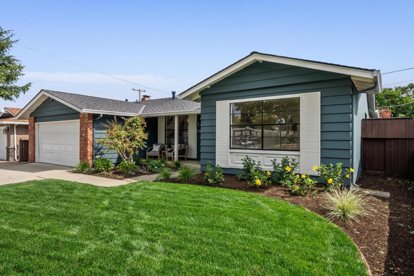 Front Image Thumbnail for ML82023668