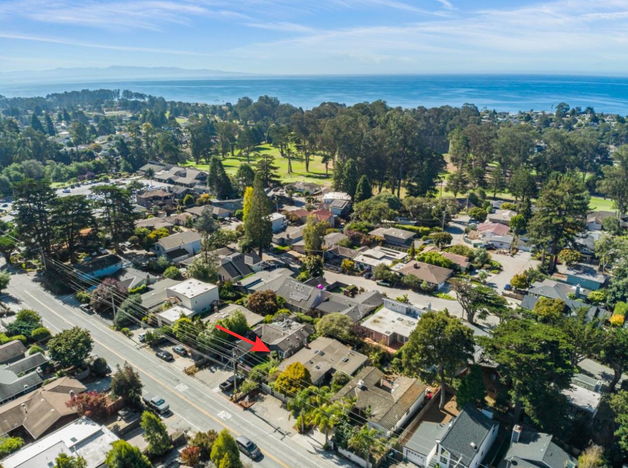 Front Image Thumbnail for ML82023681