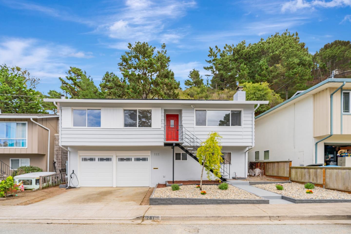 Front Image Thumbnail for ML82023736