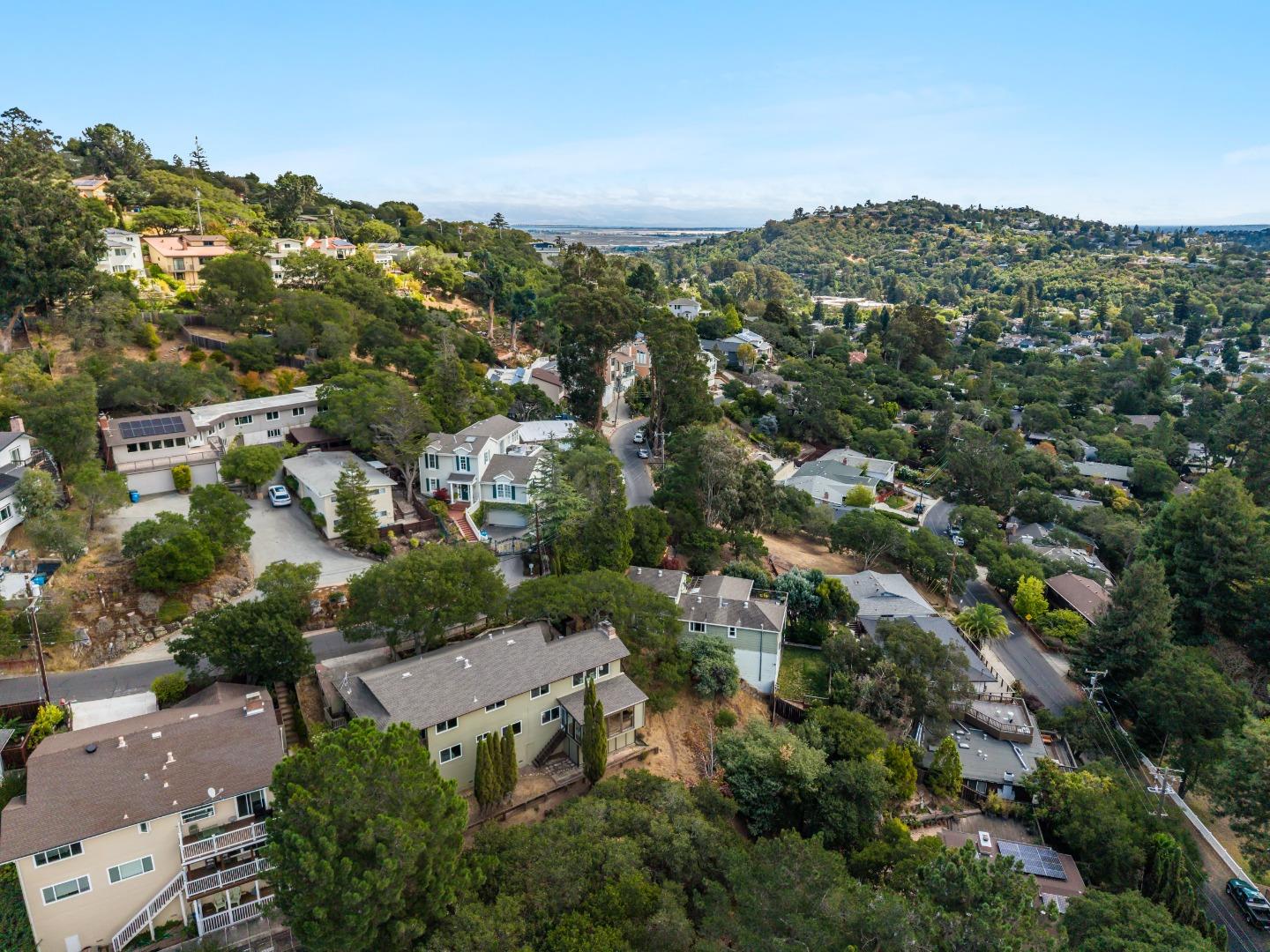 Front Image Thumbnail for ML82023737