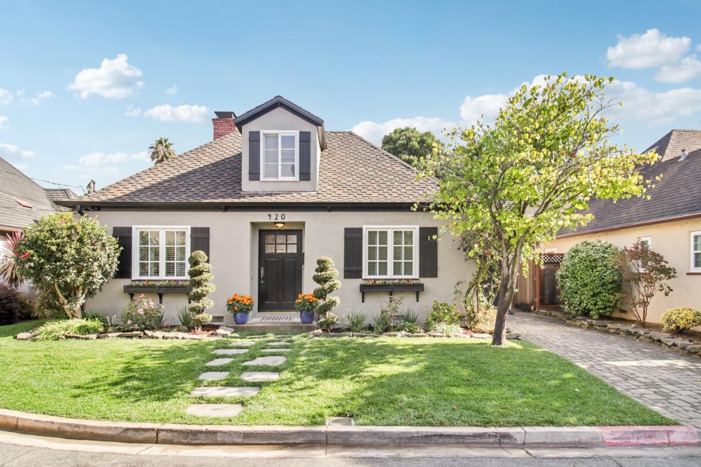 Front Image Thumbnail for ML82023812